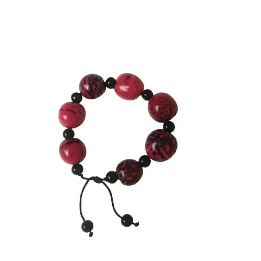 Handmade Bead Bracelet in Red/Black
